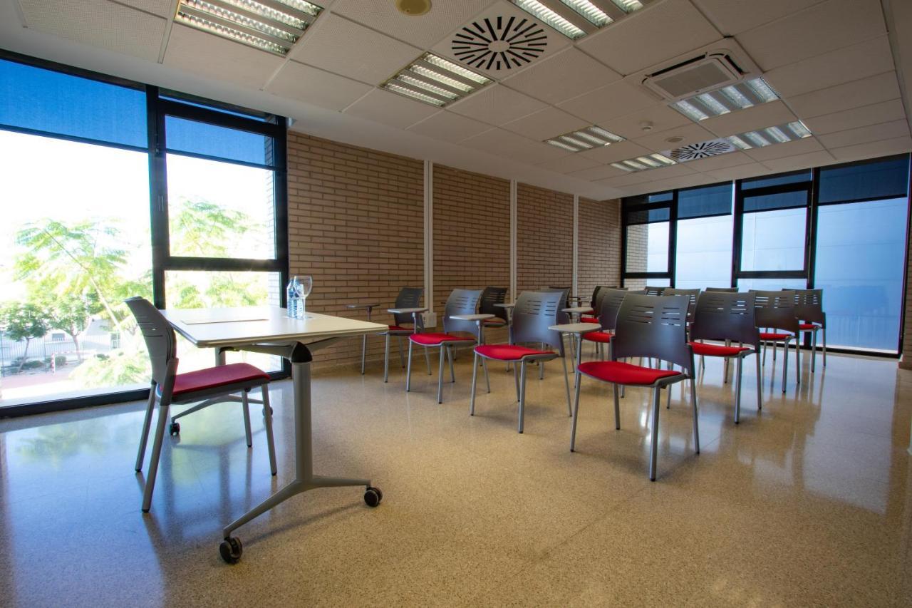 Villa Alojamiento Y Congresos - Villa Universitaria San Vicente Raspeig Εξωτερικό φωτογραφία
